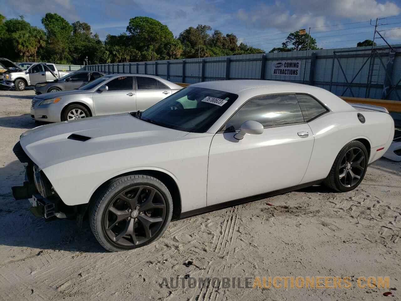 2C3CDZAG0JH138608 DODGE CHALLENGER 2018