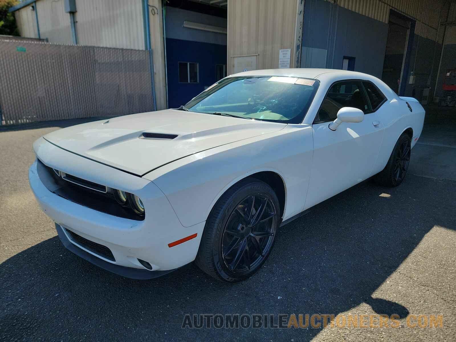 2C3CDZAG0JH172175 Dodge Challenger 2018