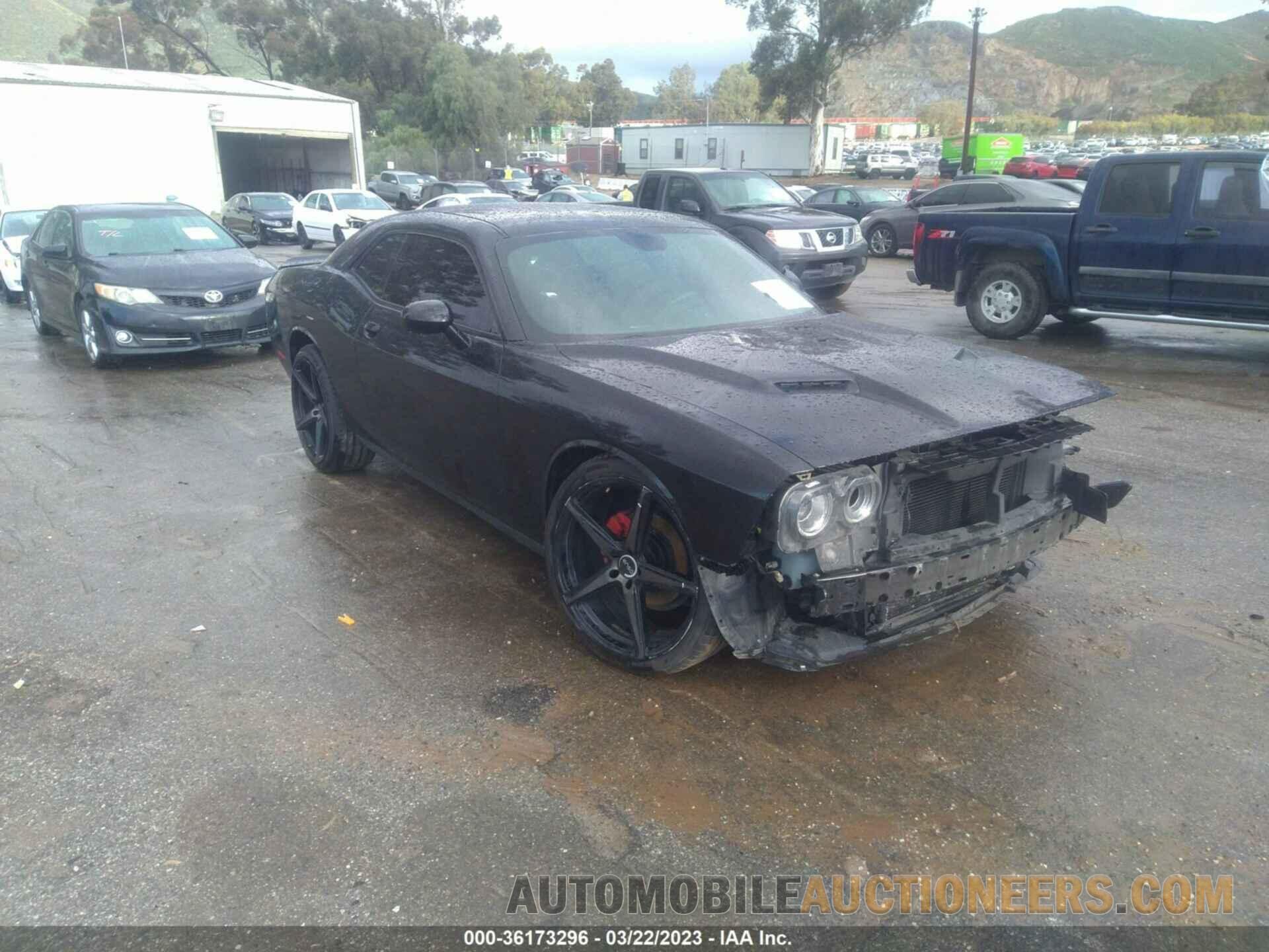 2C3CDZAG0JH228051 DODGE CHALLENGER 2018