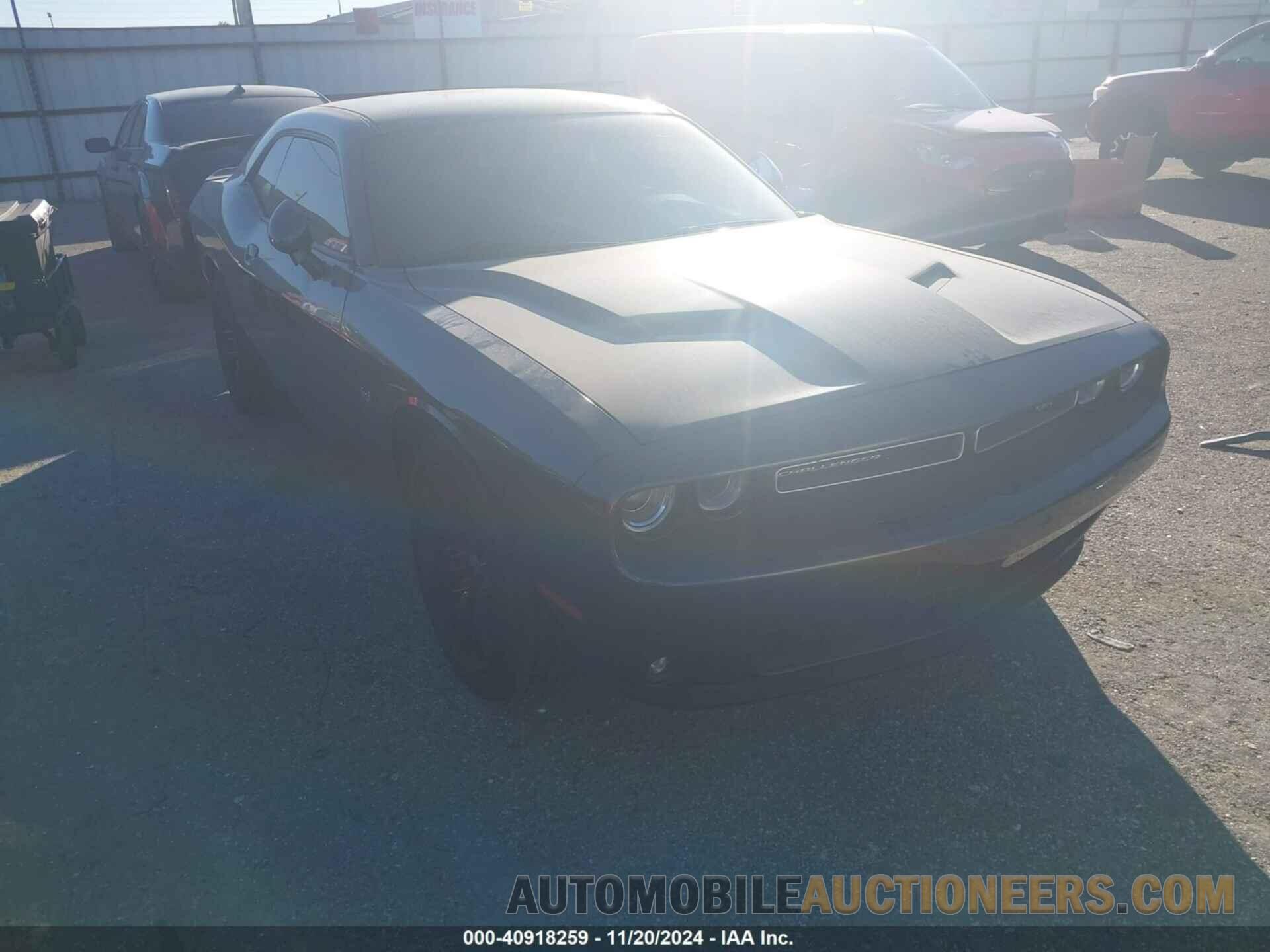 2C3CDZAG0KH744752 DODGE CHALLENGER 2019