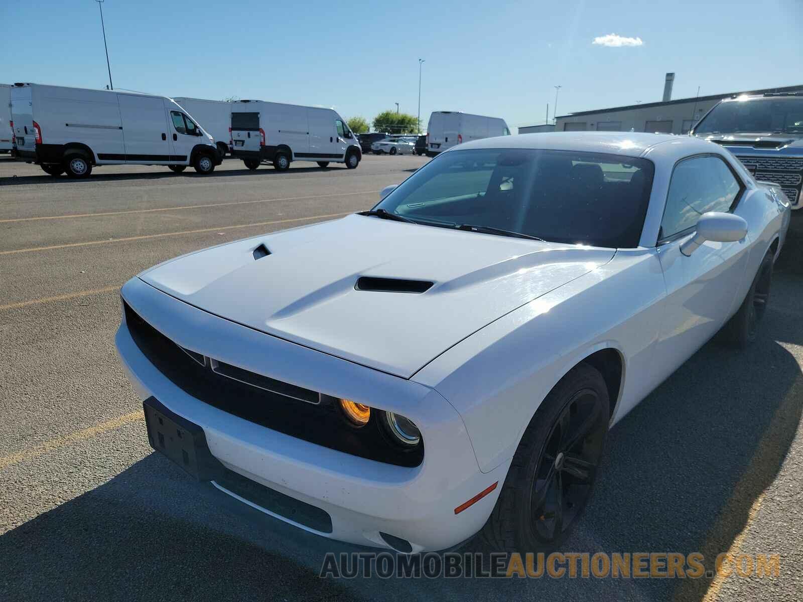 2C3CDZAG1HH651800 Dodge Challenger 2017