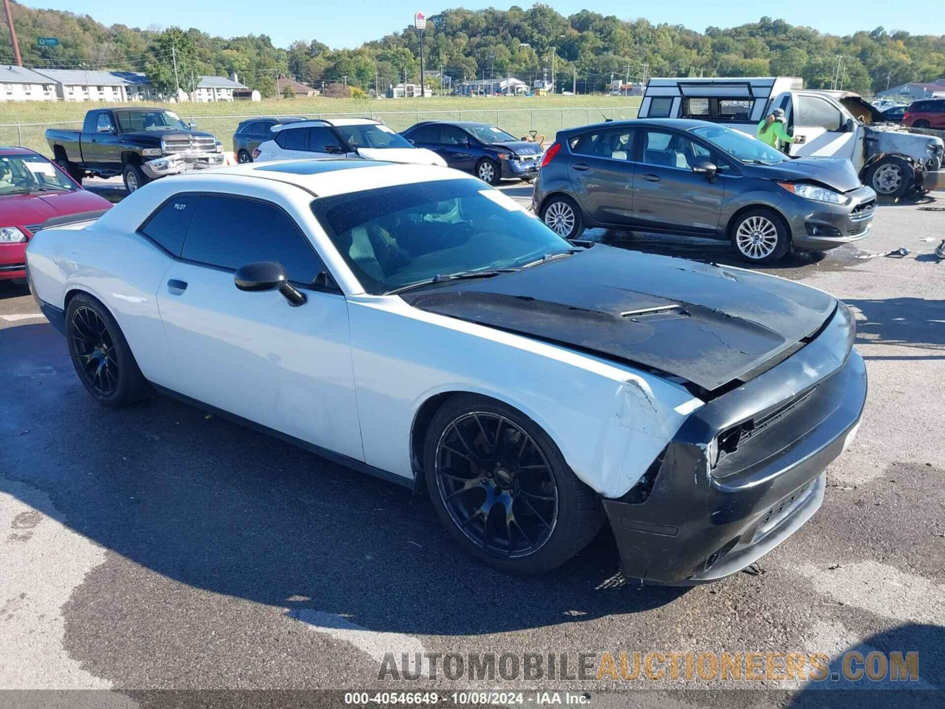 2C3CDZAG2HH608910 DODGE CHALLENGER 2017