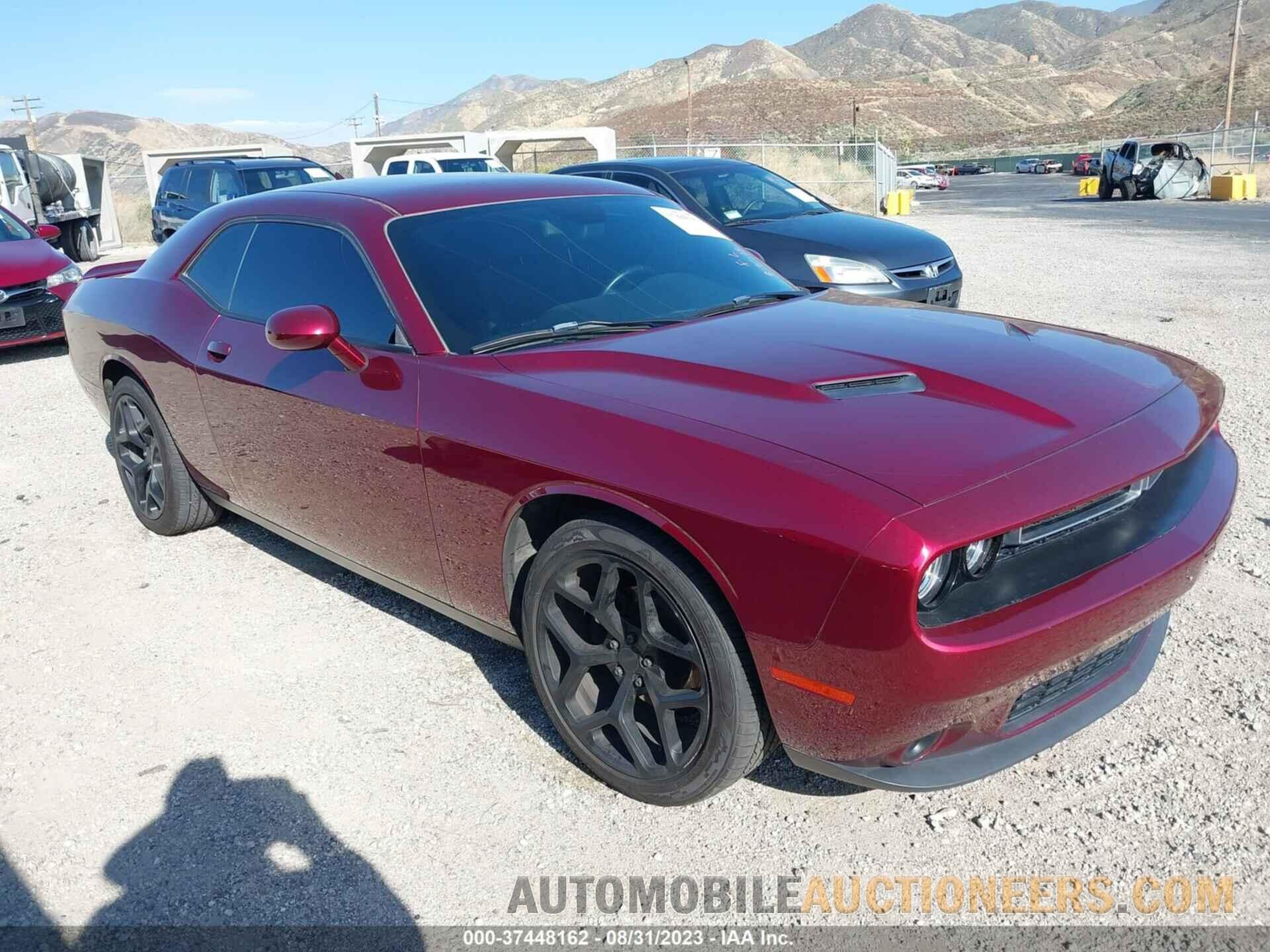 2C3CDZAG2JH215592 DODGE CHALLENGER 2018