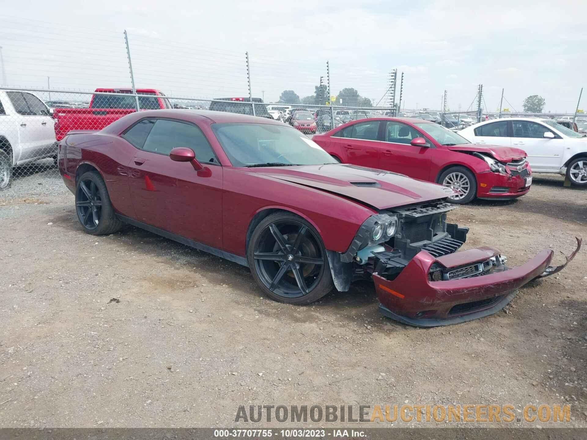 2C3CDZAG2JH305969 DODGE CHALLENGER 2018