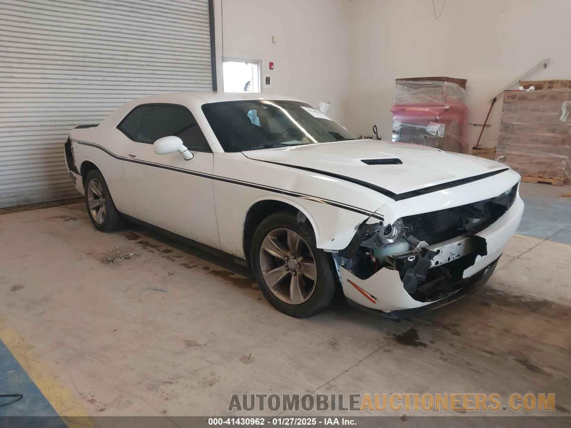 2C3CDZAG4HH666176 DODGE CHALLENGER 2017