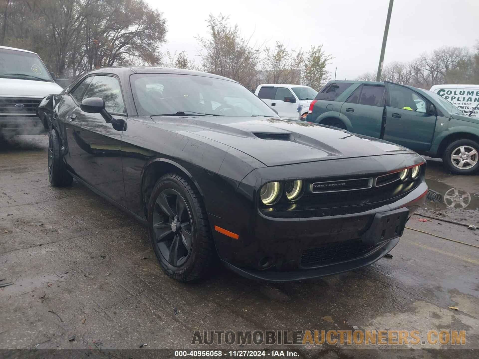 2C3CDZAG4JH305102 DODGE CHALLENGER 2018