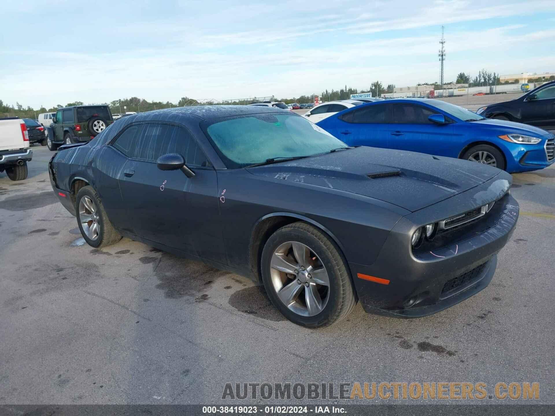 2C3CDZAG4JH305830 DODGE CHALLENGER 2018