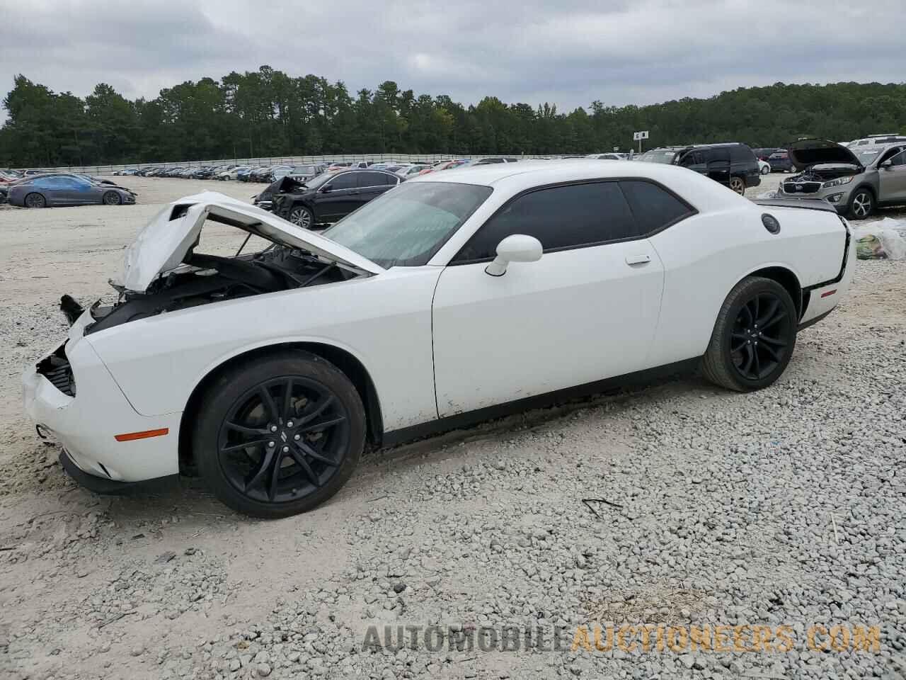 2C3CDZAG4JH311305 DODGE CHALLENGER 2018