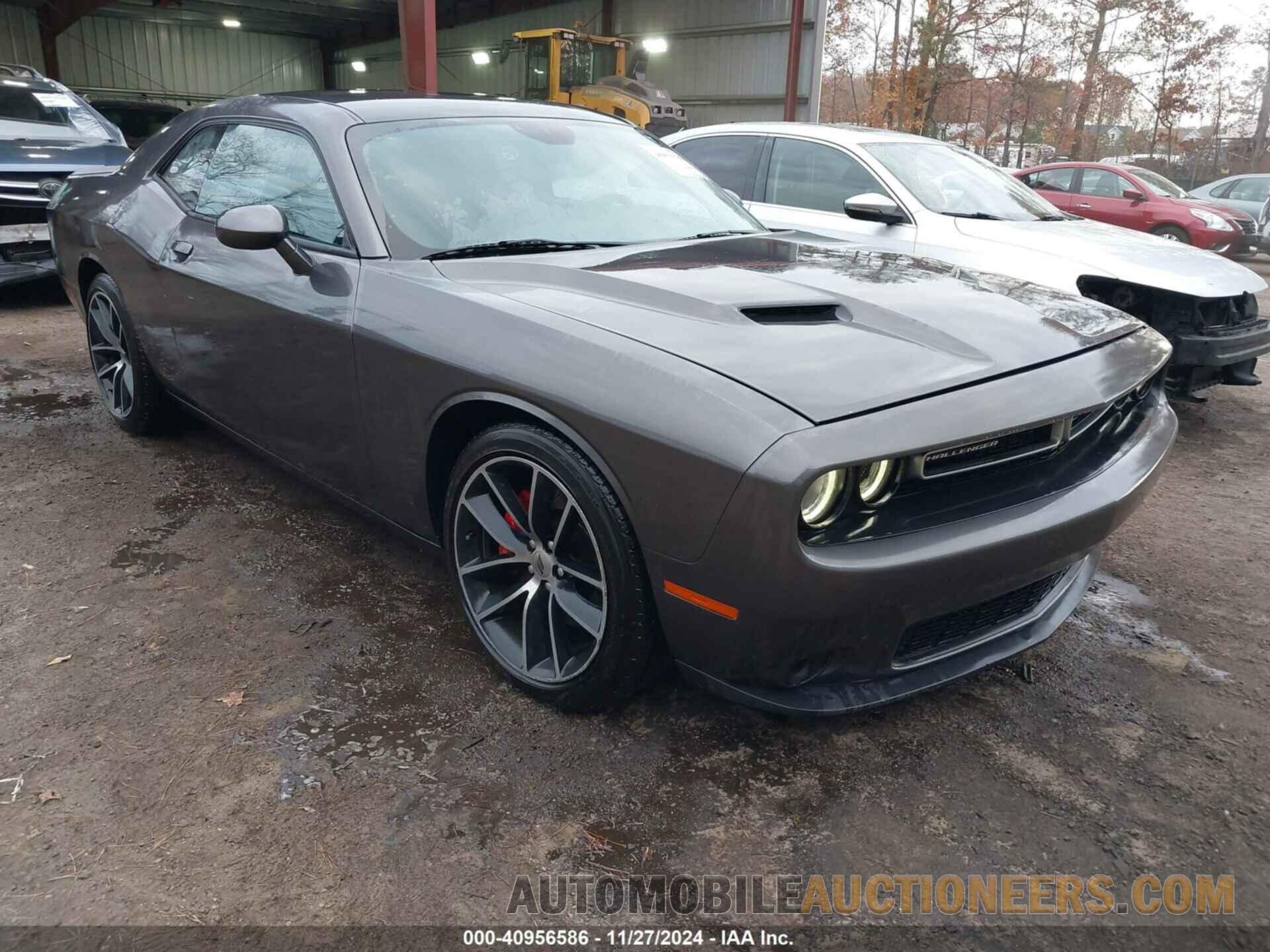 2C3CDZAG4JH322420 DODGE CHALLENGER 2018