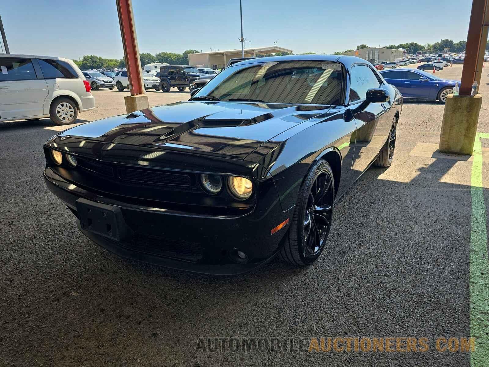 2C3CDZAG5GH290442 Dodge Challenger 2016