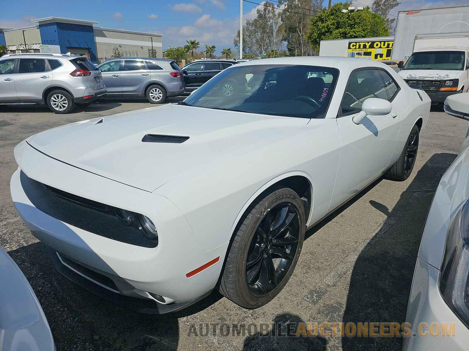 2C3CDZAG5JH118564 Dodge Challenger 2018