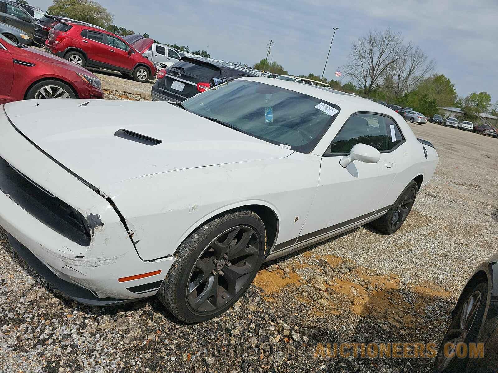 2C3CDZAG6HH611017 Dodge Challenger 2017