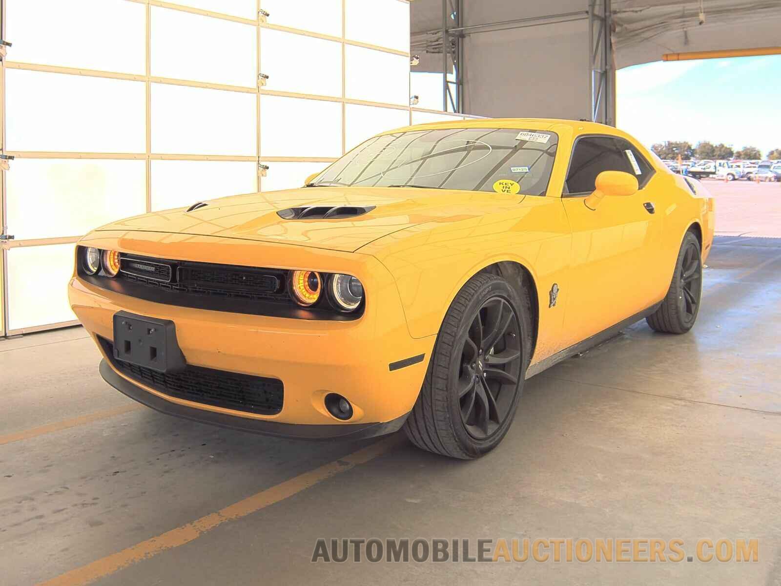 2C3CDZAG6JH305876 Dodge Challenger 2018