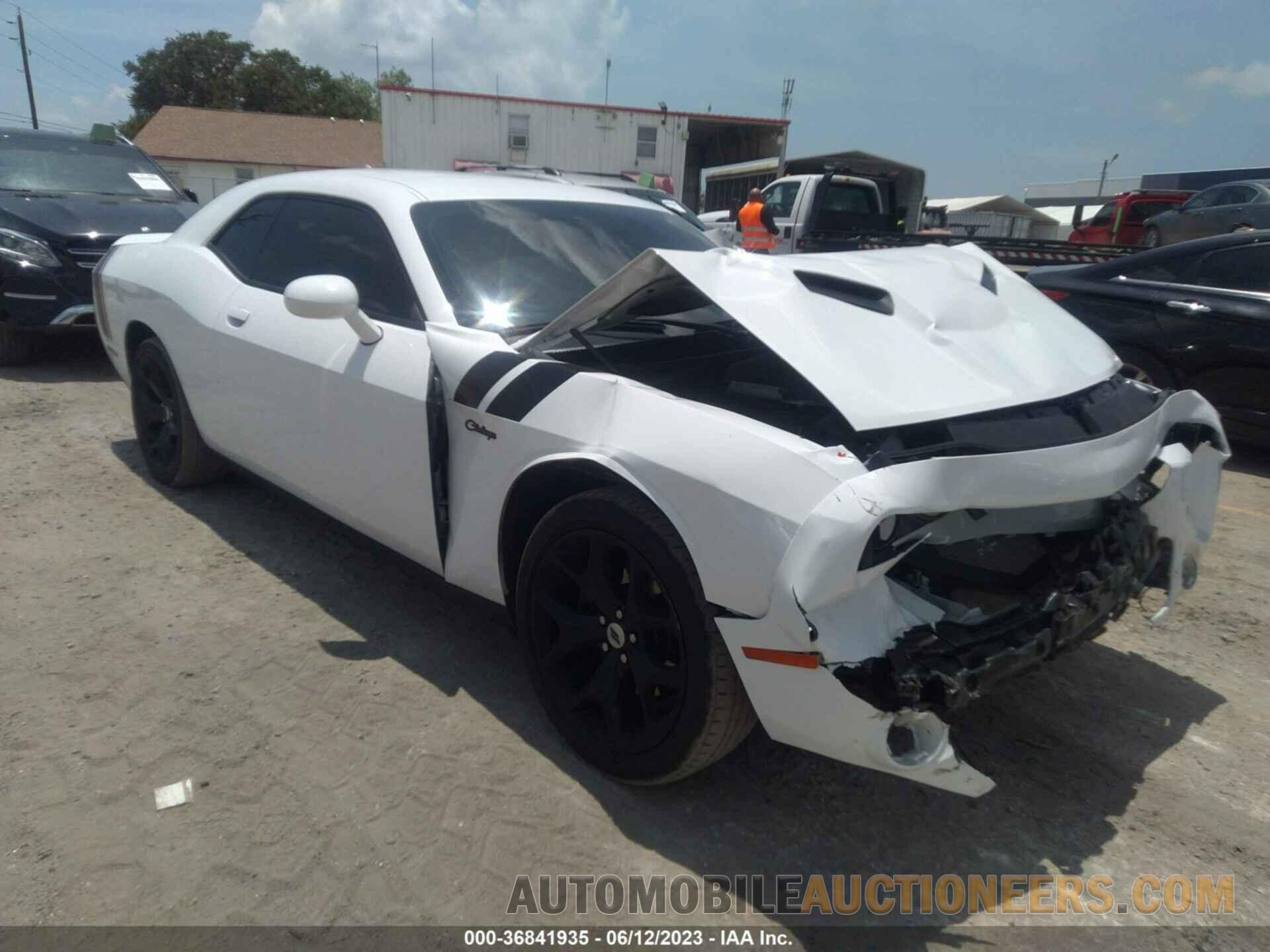 2C3CDZAG6JH310902 DODGE CHALLENGER 2018