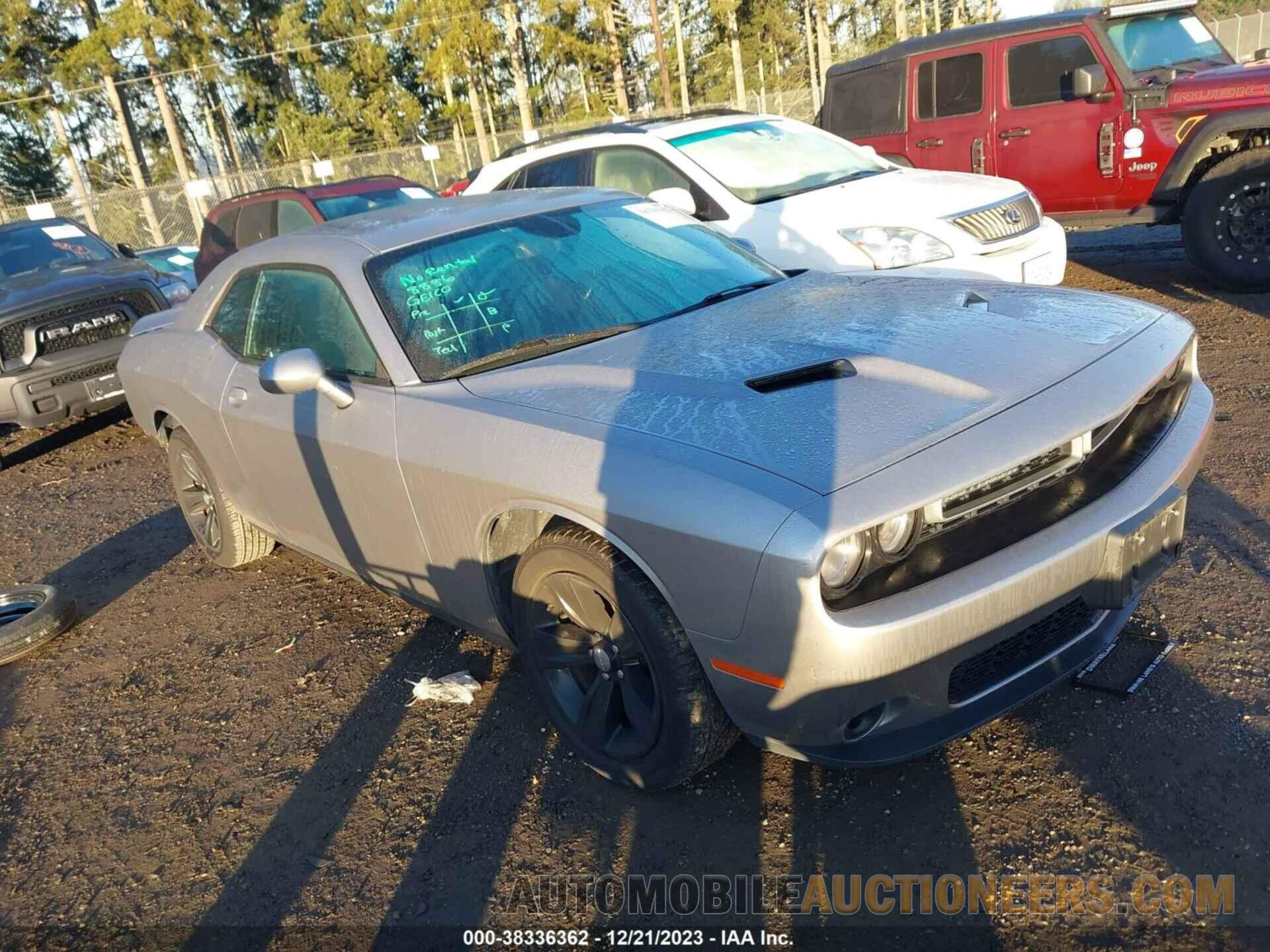 2C3CDZAG6JH317543 DODGE CHALLENGER 2018