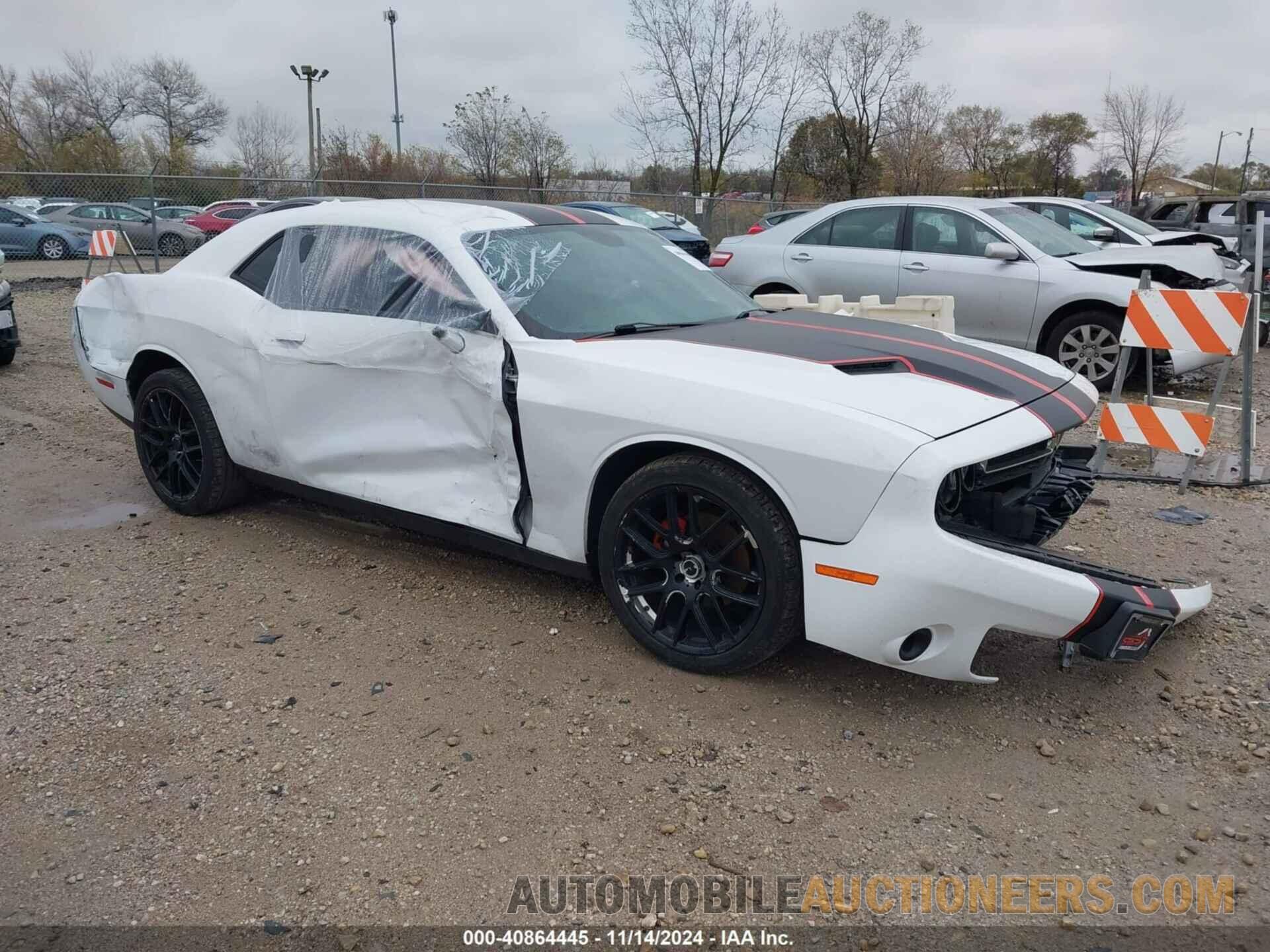 2C3CDZAG7GH336451 DODGE CHALLENGER 2016