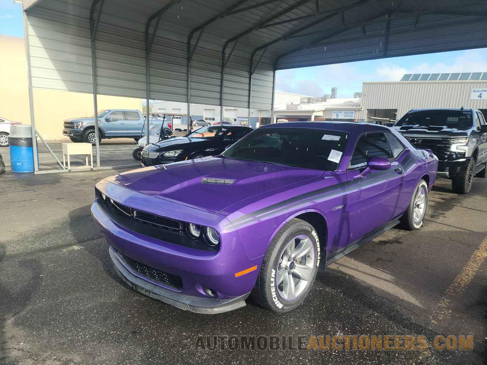 2C3CDZAG7JH328115 Dodge Challenger 2018