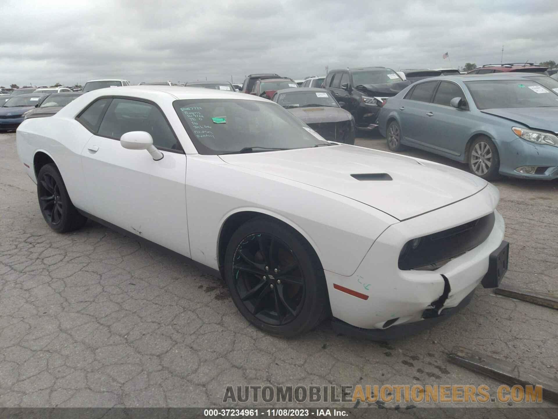 2C3CDZAG8JH263002 DODGE CHALLENGER 2018