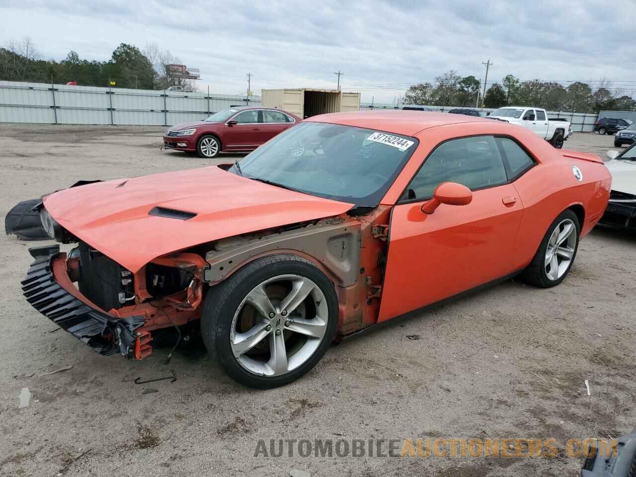 2C3CDZAG8JH279572 DODGE CHALLENGER 2018