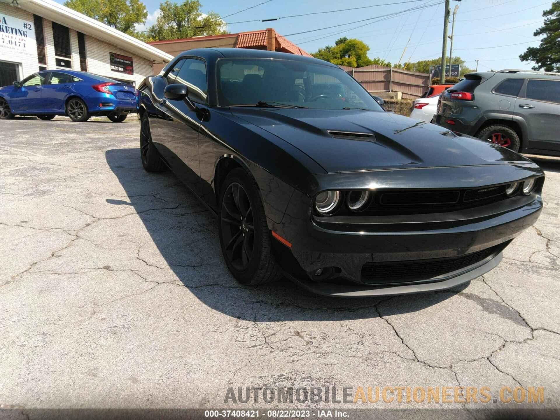 2C3CDZAG8JH287963 DODGE CHALLENGER 2018