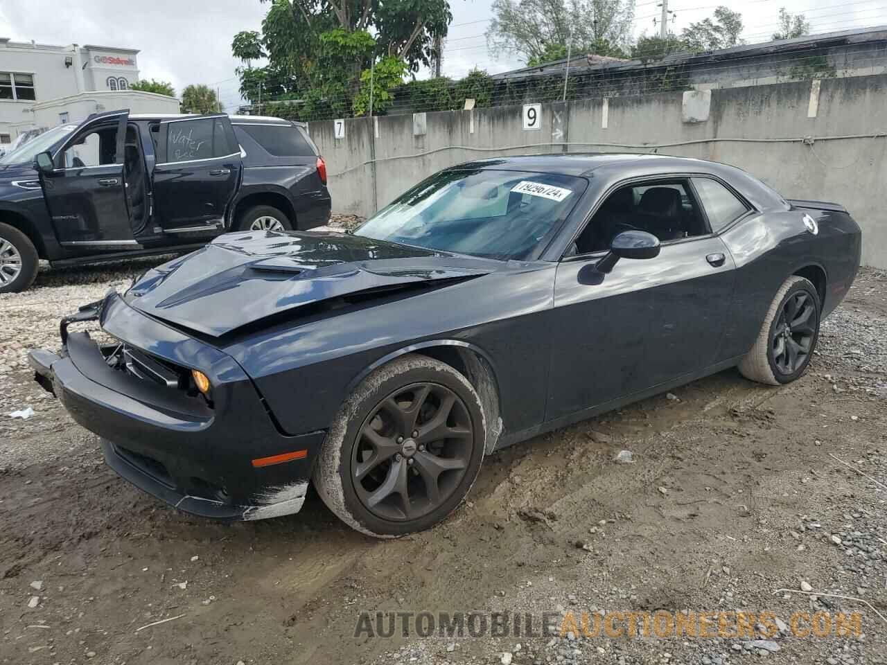 2C3CDZAG8JH333856 DODGE CHALLENGER 2018