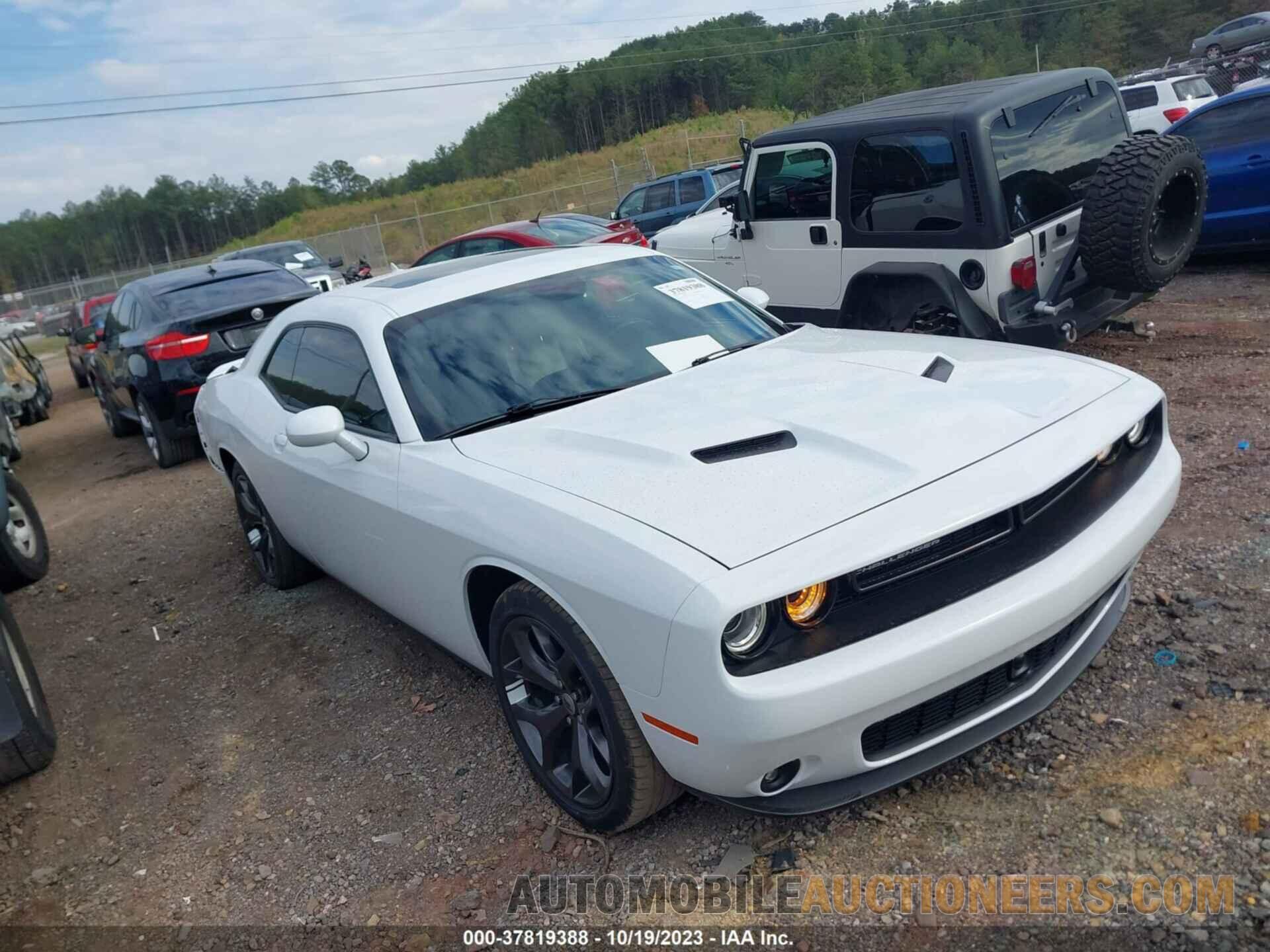 2C3CDZAG9JH258987 DODGE CHALLENGER 2018