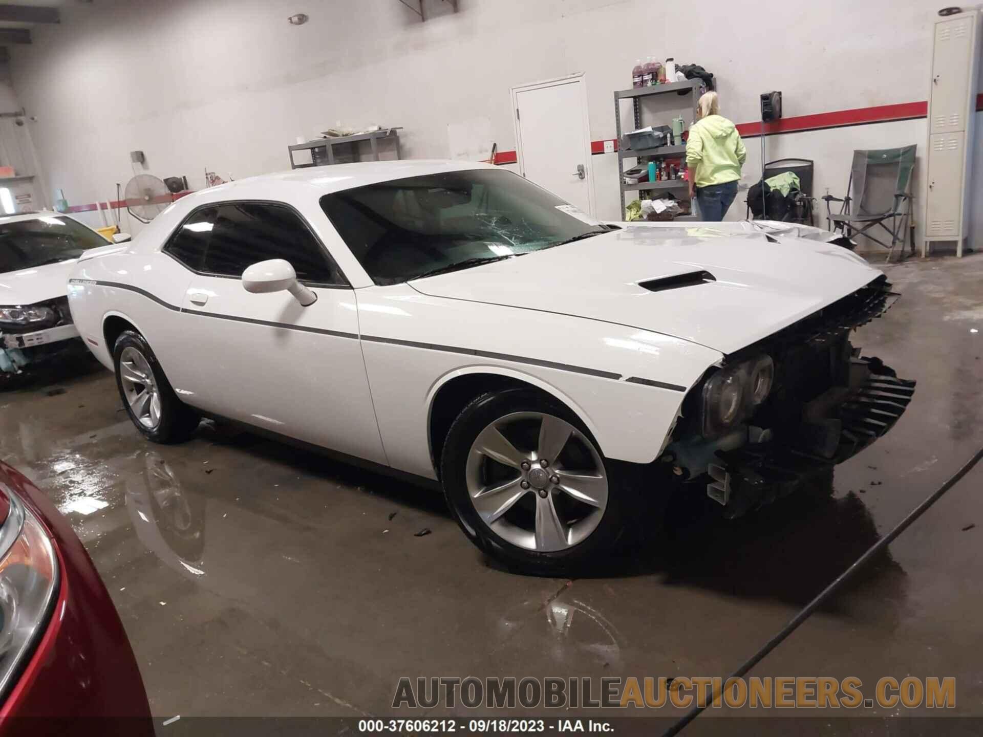 2C3CDZAGXJH219485 DODGE CHALLENGER 2018