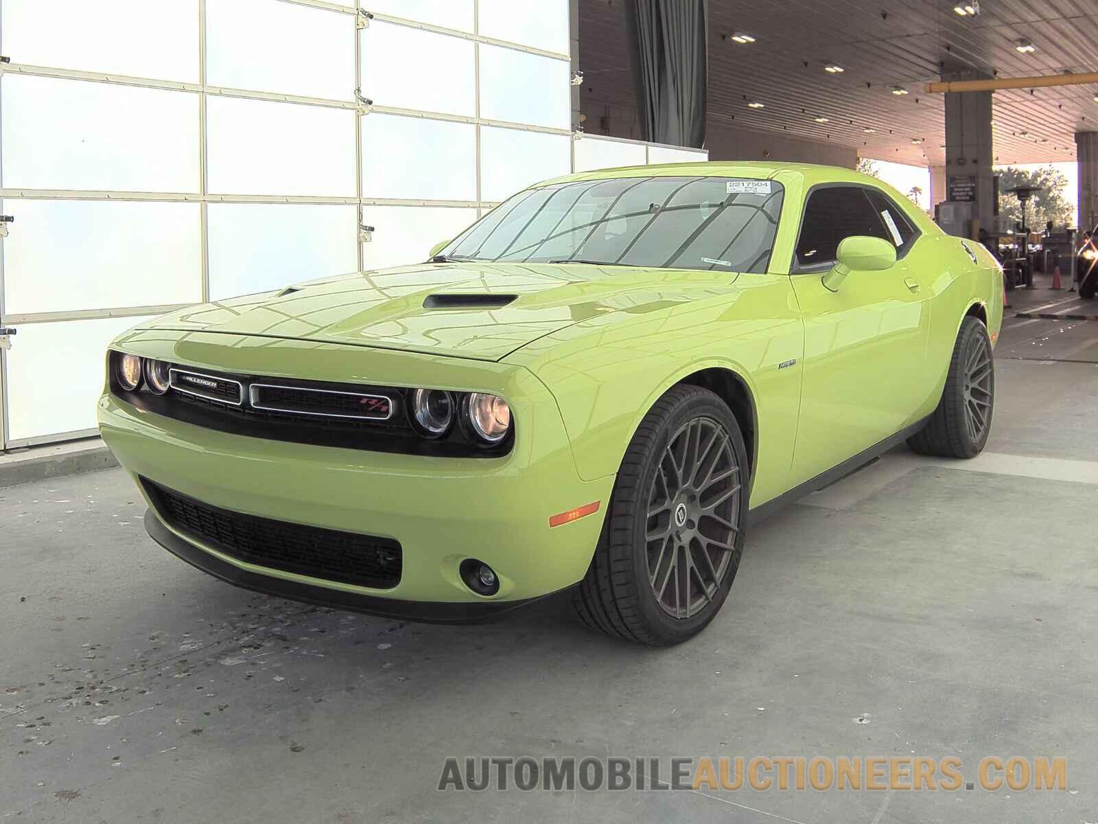 2C3CDZAT6FH724637 Dodge Challenger 2015