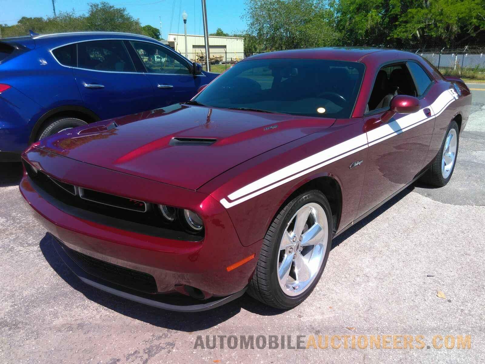 2C3CDZBT0JH278685 Dodge Challenger 2018