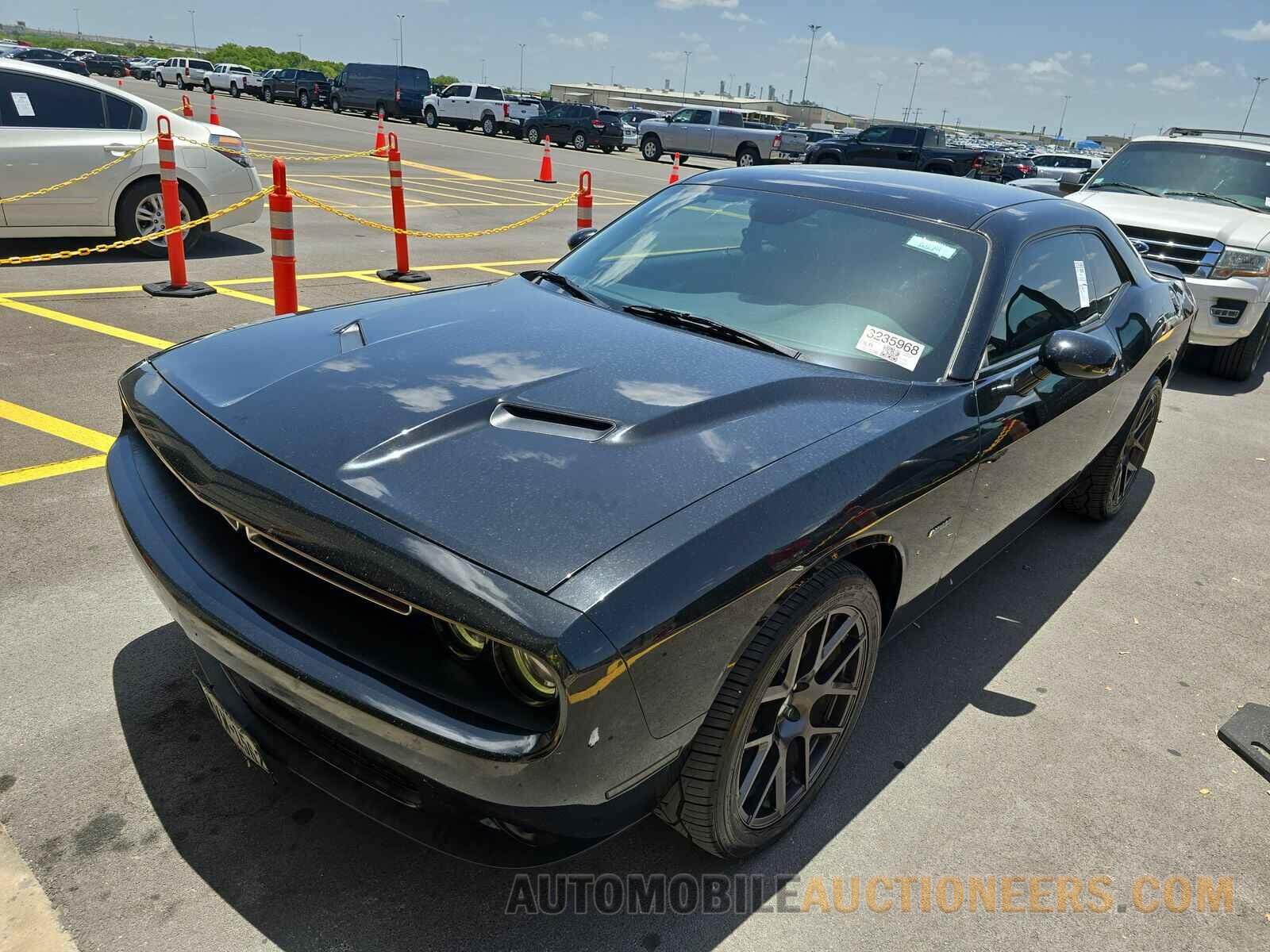 2C3CDZBT2GH138100 Dodge Challenger 2016