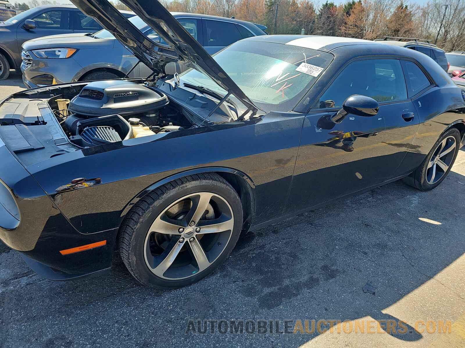 2C3CDZBT2JH182881 Dodge Challenger 2018