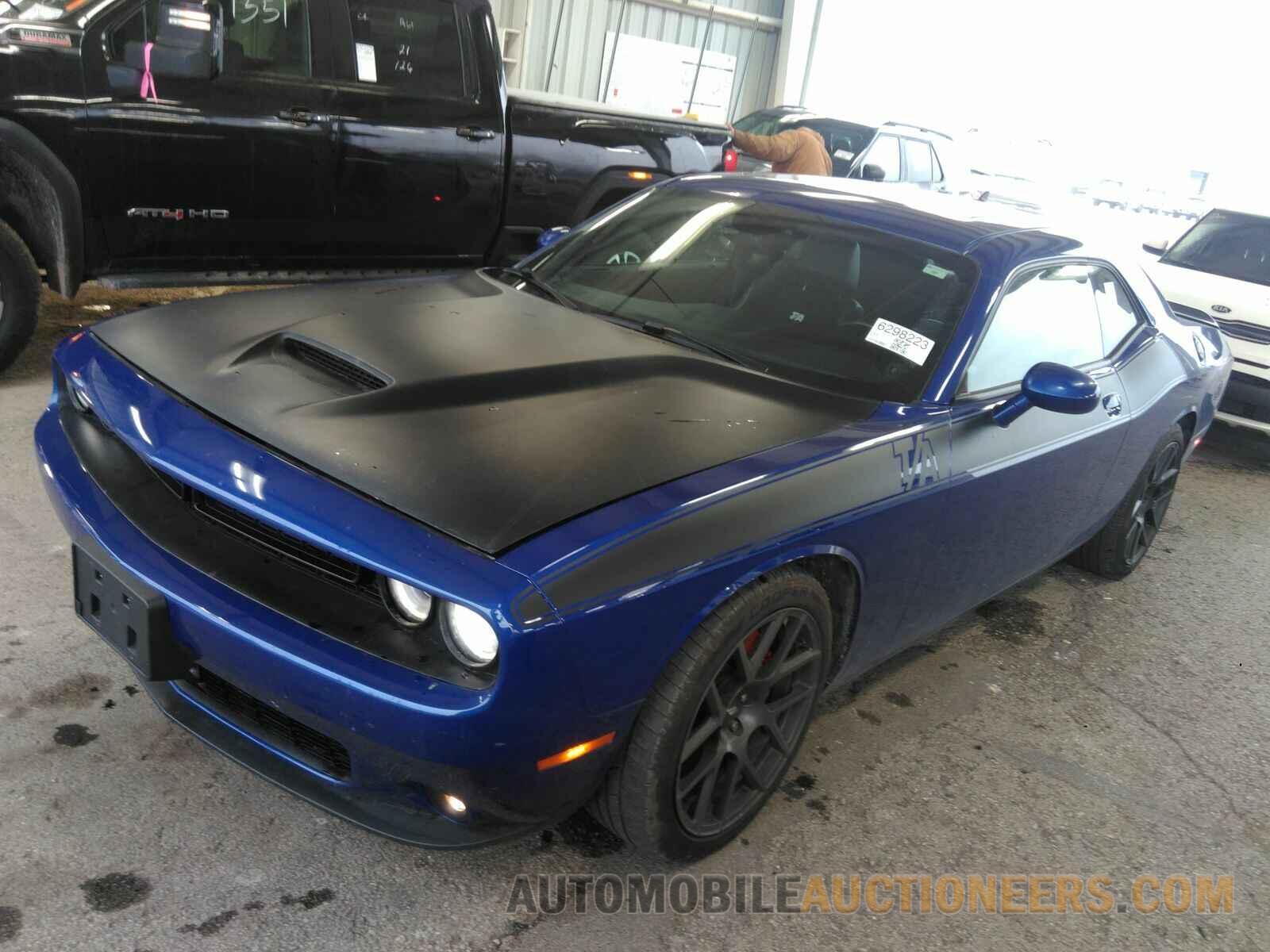 2C3CDZBT2JH270071 Dodge Challenger 2018