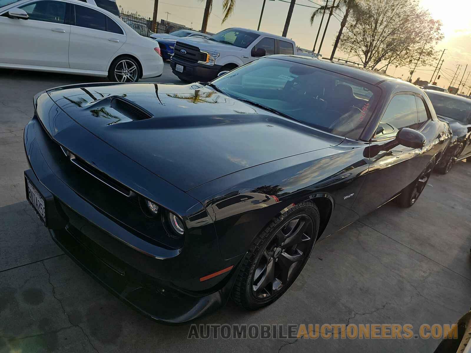 2C3CDZBT3KH737497 Dodge Challenger 2019