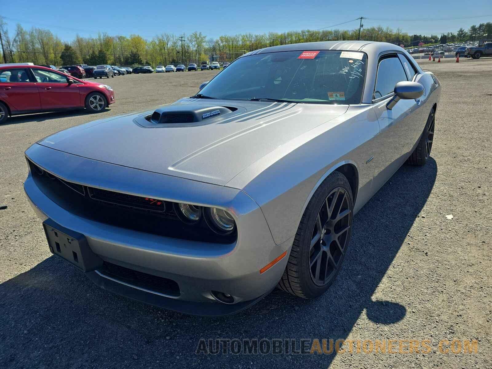 2C3CDZBT4FH900406 Dodge Challenger 2015