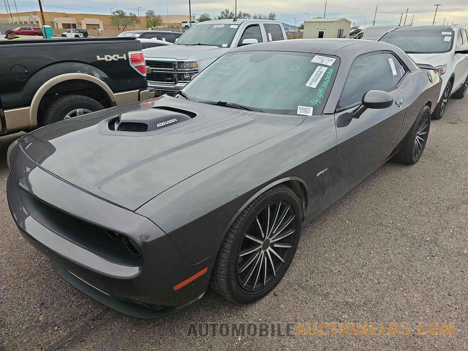 2C3CDZBT4GH284692 Dodge Challenger 2016