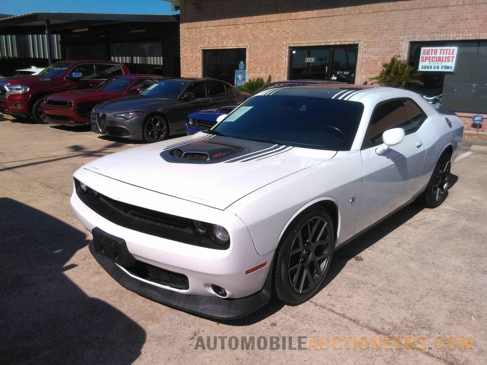 2C3CDZFJ0HH601426 Dodge Challenger 2017