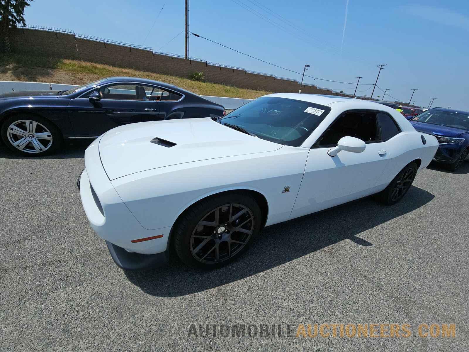 2C3CDZFJ1GH101614 Dodge Challenger 2016