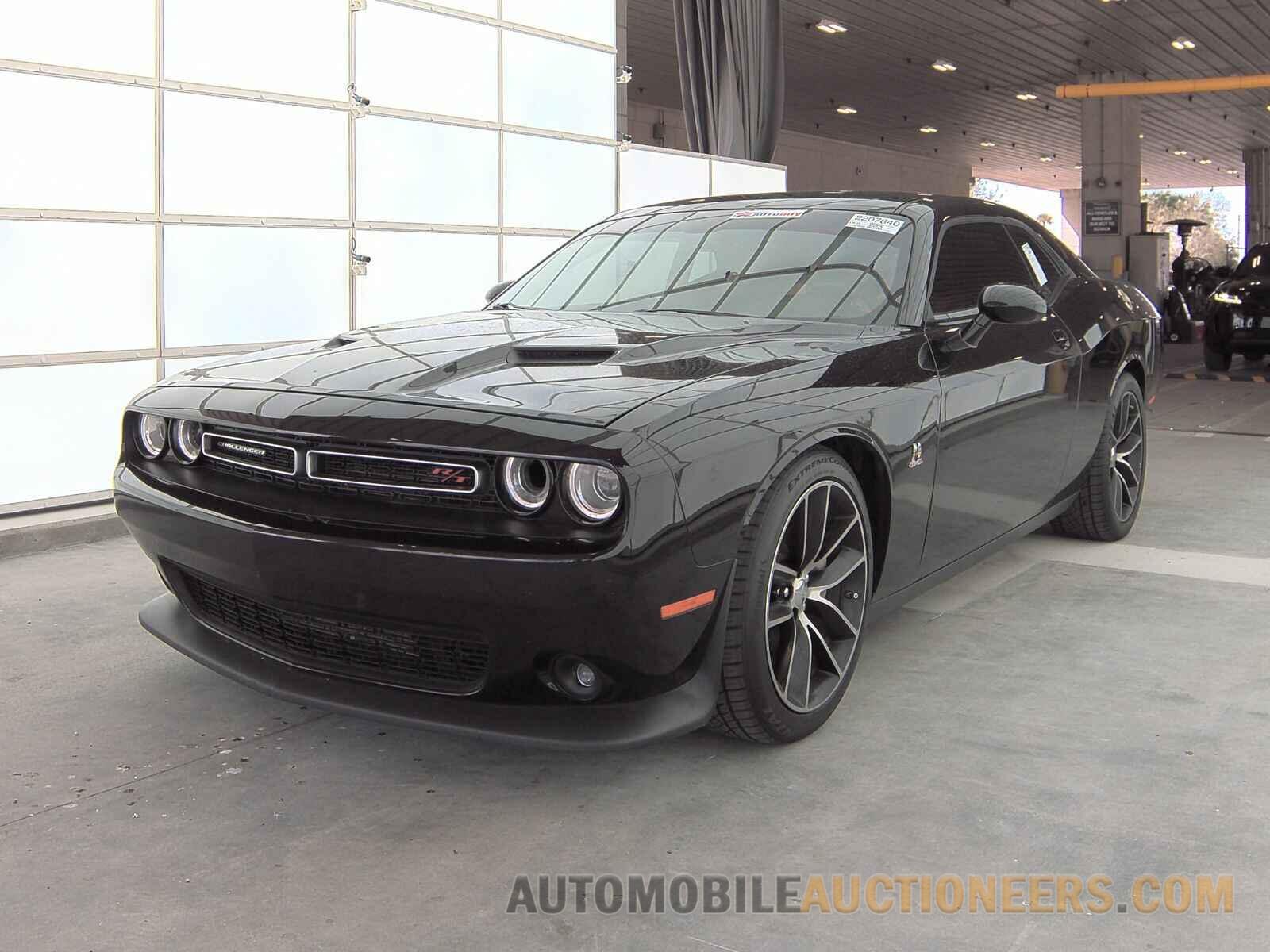 2C3CDZFJ1GH131180 Dodge Challenger 2016