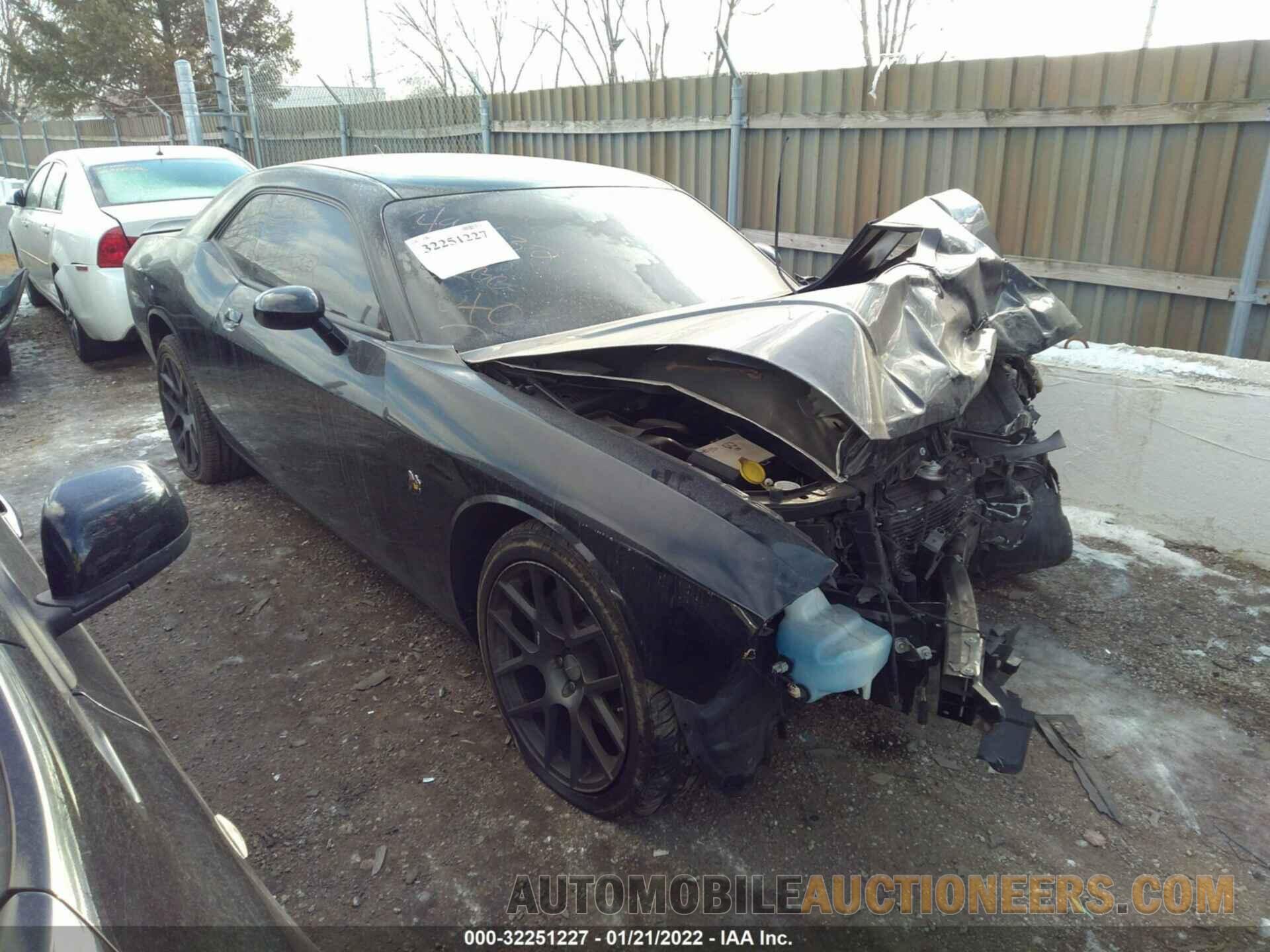 2C3CDZFJ1GH289695 DODGE CHALLENGER 2016