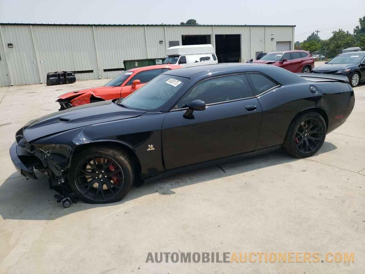 2C3CDZFJ2JH328219 DODGE CHALLENGER 2018