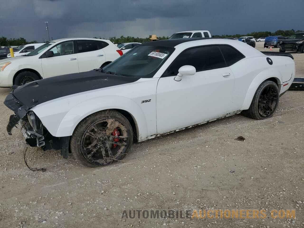 2C3CDZFJ4JH131374 DODGE CHALLENGER 2018