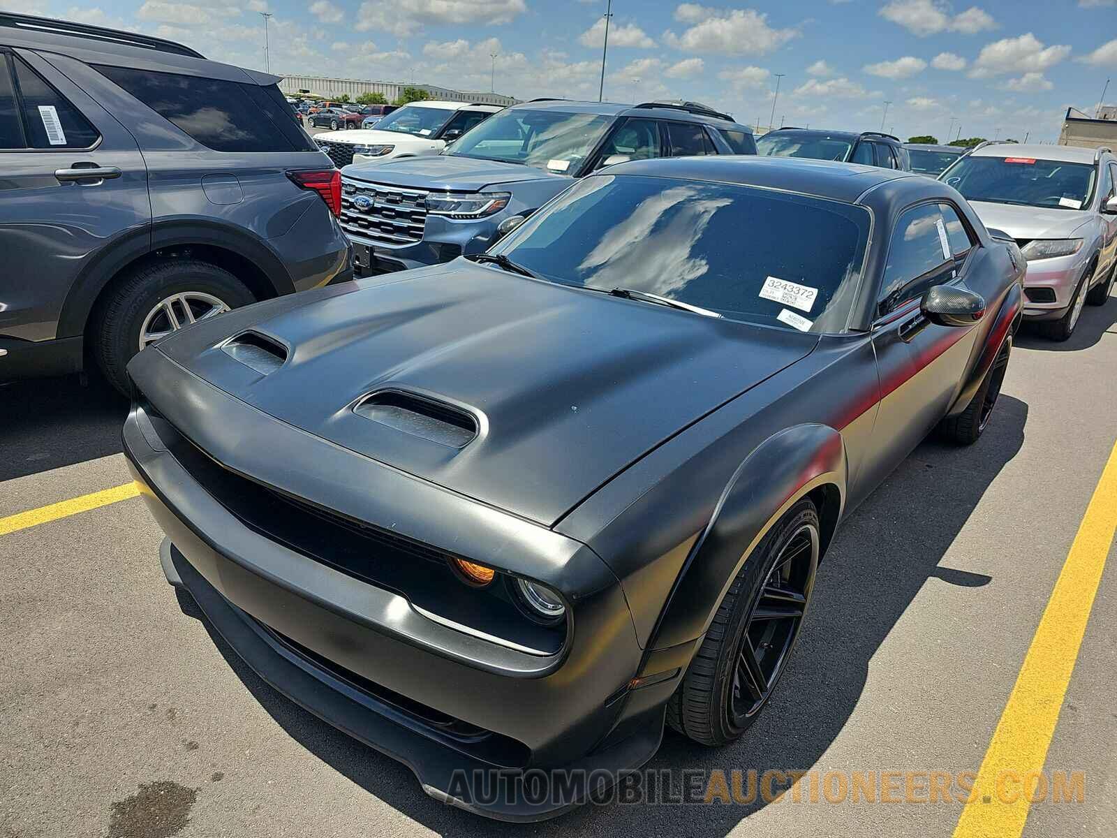 2C3CDZFJ4KH509050 Dodge Challenger 2019