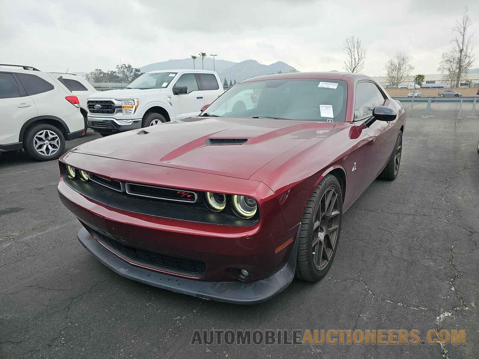 2C3CDZFJ5JH155070 Dodge Challenger 2018