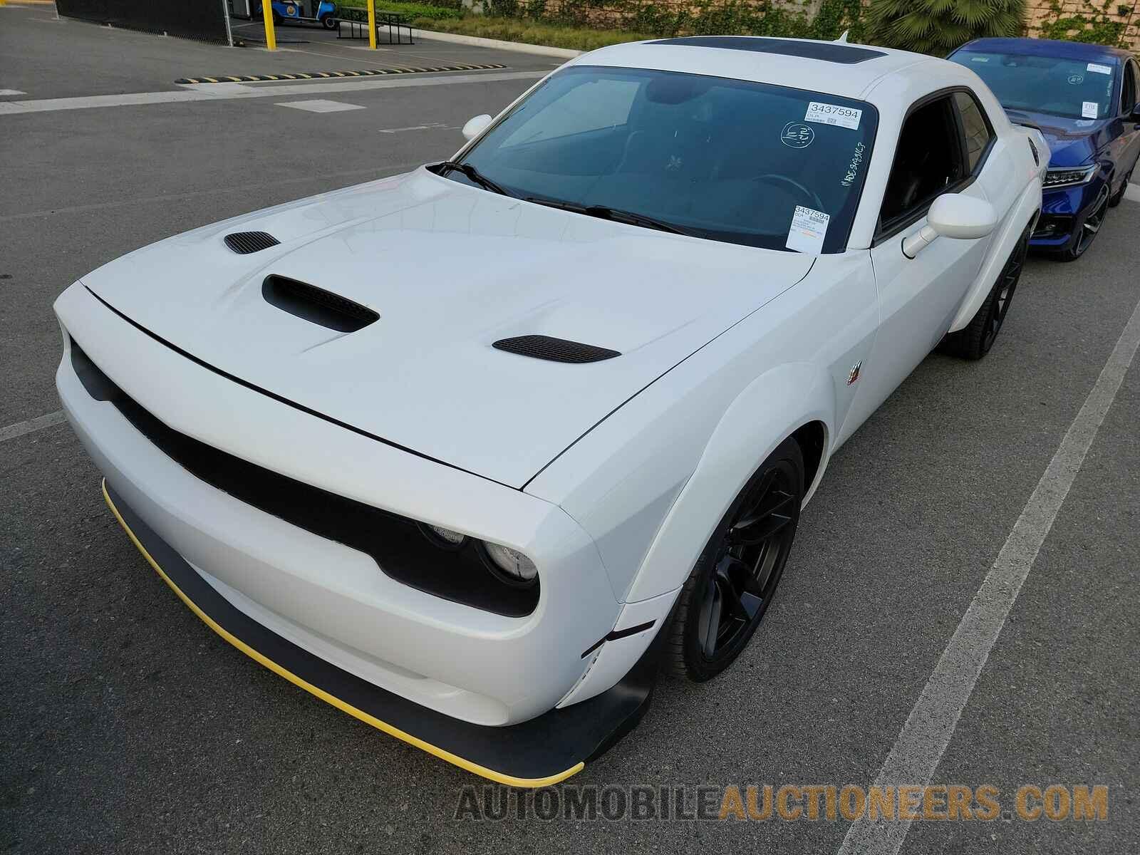 2C3CDZFJ6KH716670 Dodge Challenger 2019