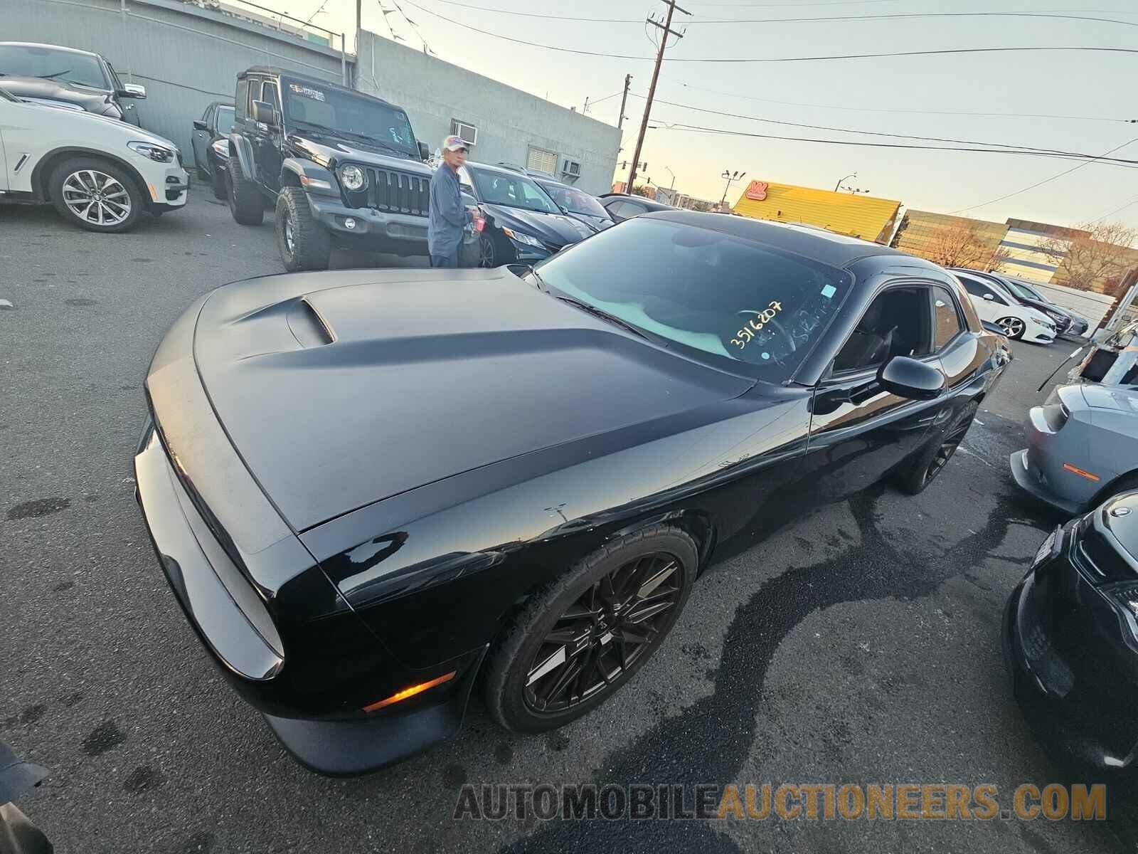 2C3CDZFJ7KH540499 Dodge Challenger 2019