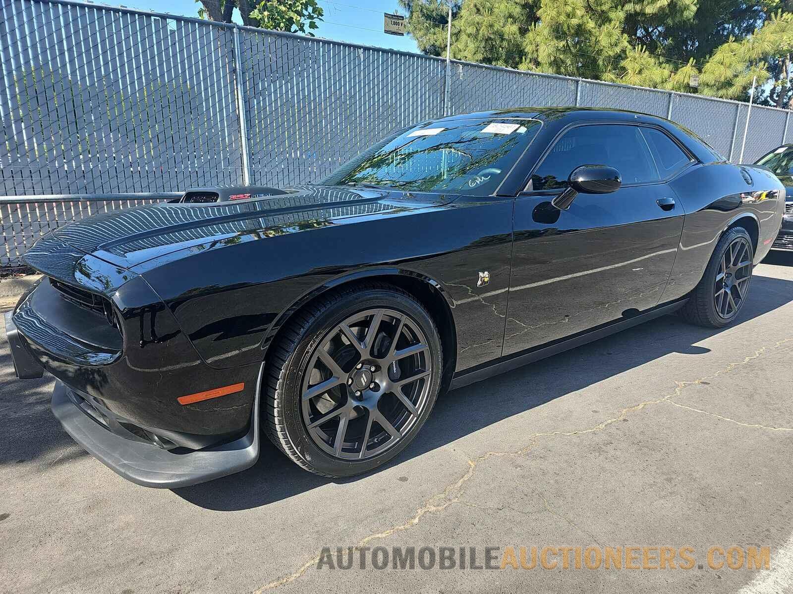 2C3CDZFJ8HH580728 Dodge Challenger 2017