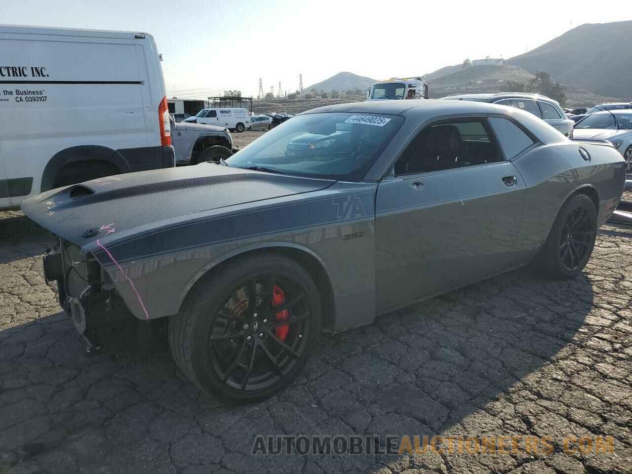 2C3CDZFJ8JH111810 DODGE CHALLENGER 2018