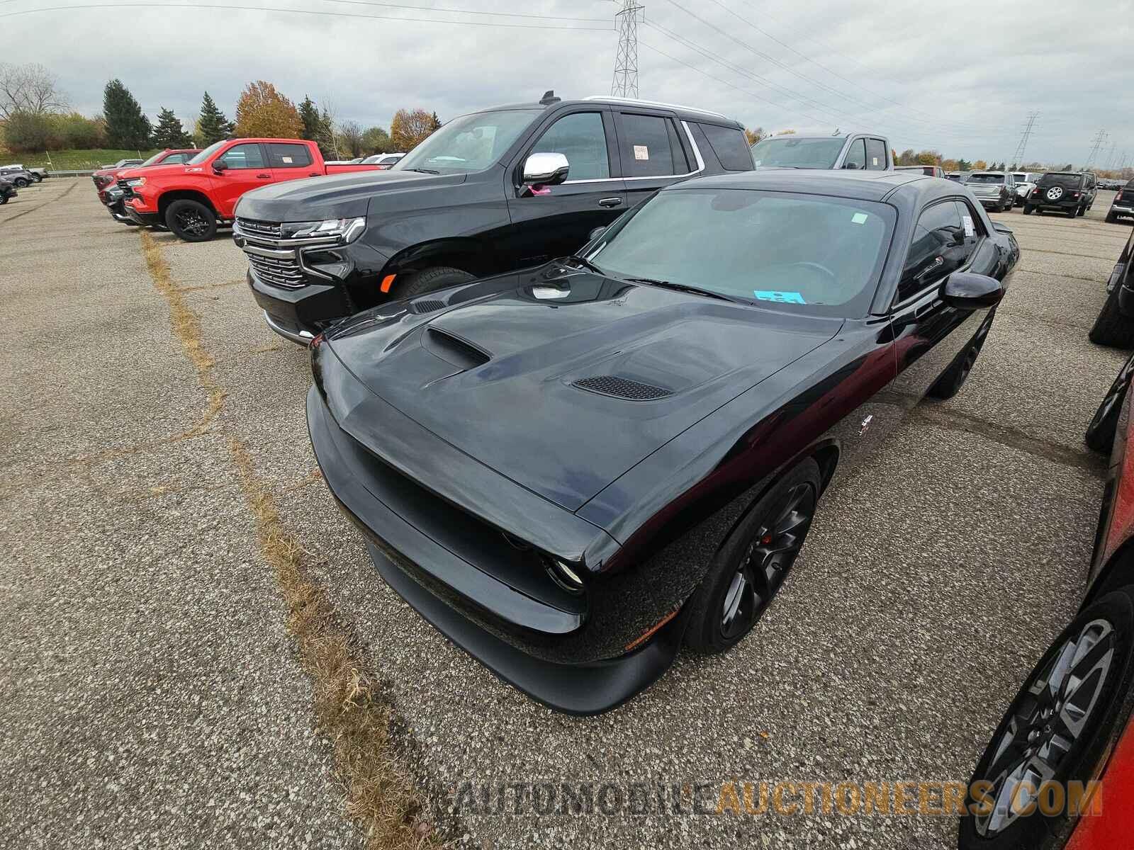 2C3CDZFJ8MH615200 Dodge Challenger 2021