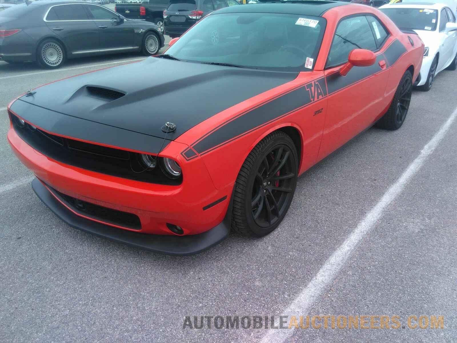 2C3CDZFJXJH175296 Dodge Challenger 2018