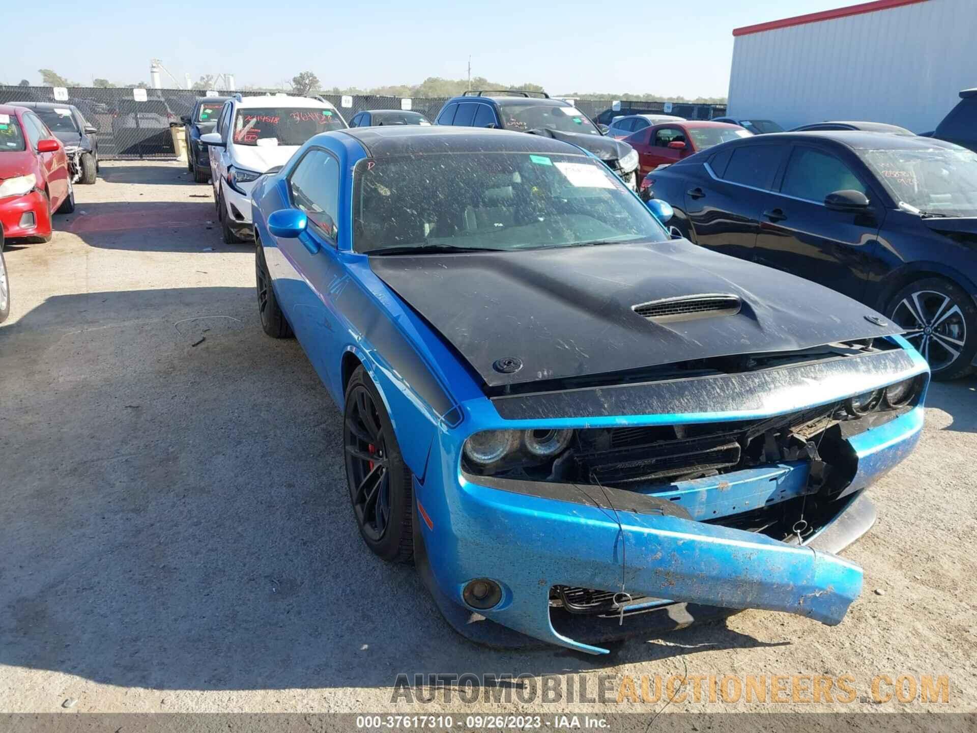 2C3CDZFJXJH287032 DODGE CHALLENGER 2018